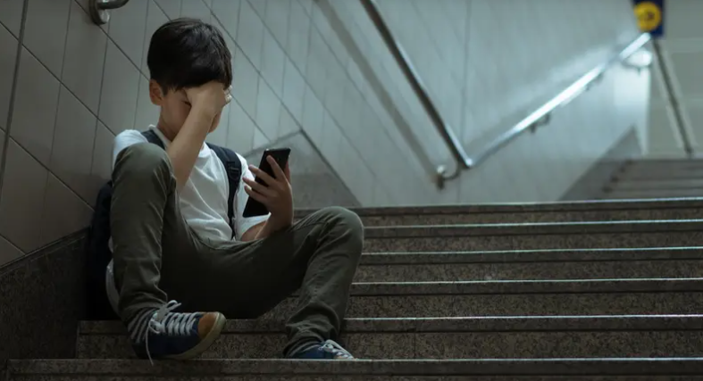 7 عائلات تقاضي تشات جي بي تي  ..  "شجع أحبتنا على الانتحار"