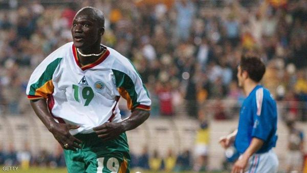 وفاة نجم السنغال "قاهر" الديوك في مونديال 2002