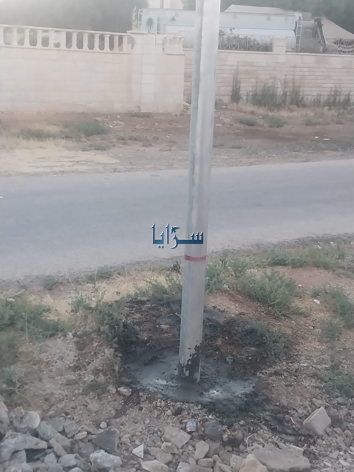 استجابة سريعة من كهرباء إربد لمناشدة مواطن وإزالة خطر عامود كهرباء آيل للسقوط في البادية الشمالية ..  فيديو