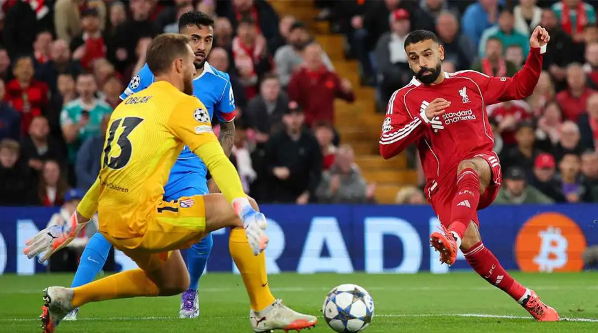 مفاجأة ..  أتلتيكو مدريد يدخل سباق التعاقد مع محمد صلاح