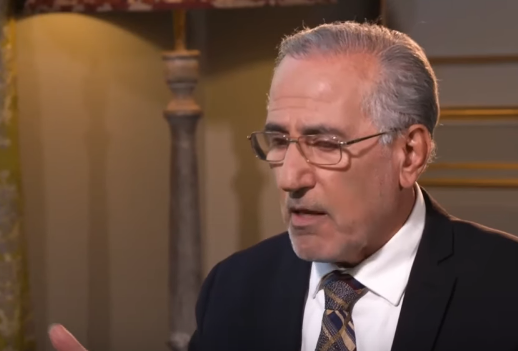 بالفيديو ..  هذا ما قاله صدام حسين لموفق الربيعي لحظة مشاهدته لحبل الإعدام