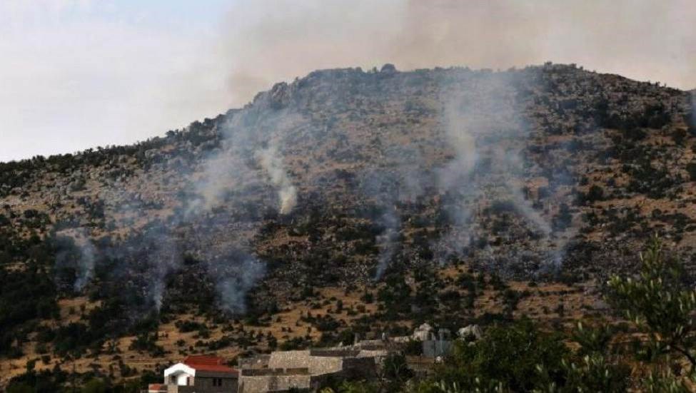 الاحتلال الإسرائيلي يقصف كفرشوبا بلبنان ويخلي بلدة كريات شمونة