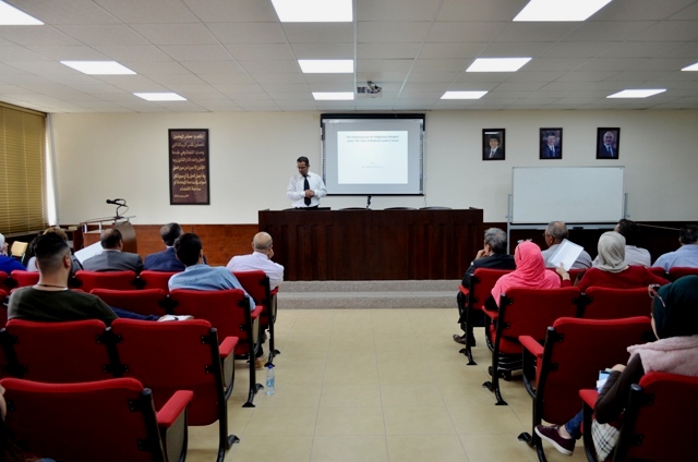 محاضرة في كلية الحقوق بجامعة عمان الاهلية  بعنوان" حقوق السكان الأصليين في القانون الدولي- دراسة لحالة بدو بئر السبع "