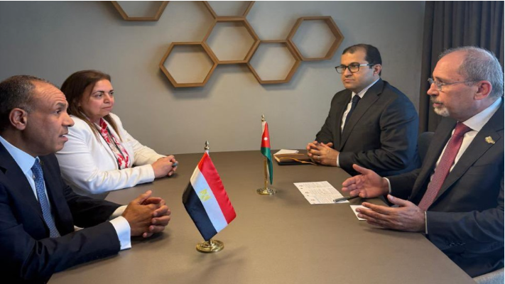 الأردن ومصر يطالبان المجتمع الدولي بإلزام "إسرائيل" وقف عدوانها على غزة