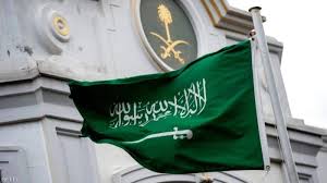 السعودية تعلق سفر المقيمين فيها إلى إيران بسبب فيروس كورونا