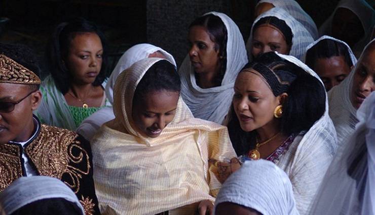 فقط في إريتريا وبالقانون ..  ستتزوج امرأتين رغما عنك وإلا ستسجن مدى الحياة!