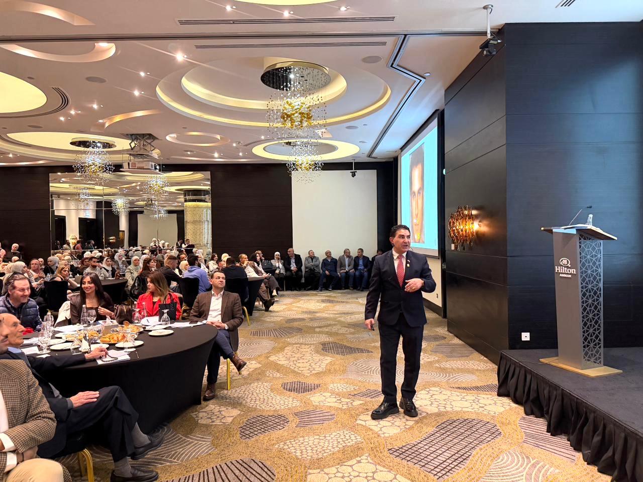 المعايطة من جامعة البترا يطرح نموذجًا حسابيًا لتعزيز "جاذبية الوجه" في جراحات التجميل