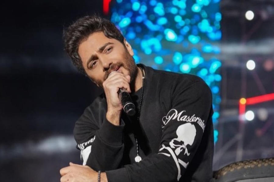  فيديو  ..  تامر حسني يتألق بحفل زفاف ولي عهد الأردن الأمير الحسين