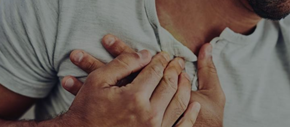 6 أسباب لآلام الجانب الأيمن من الصدر