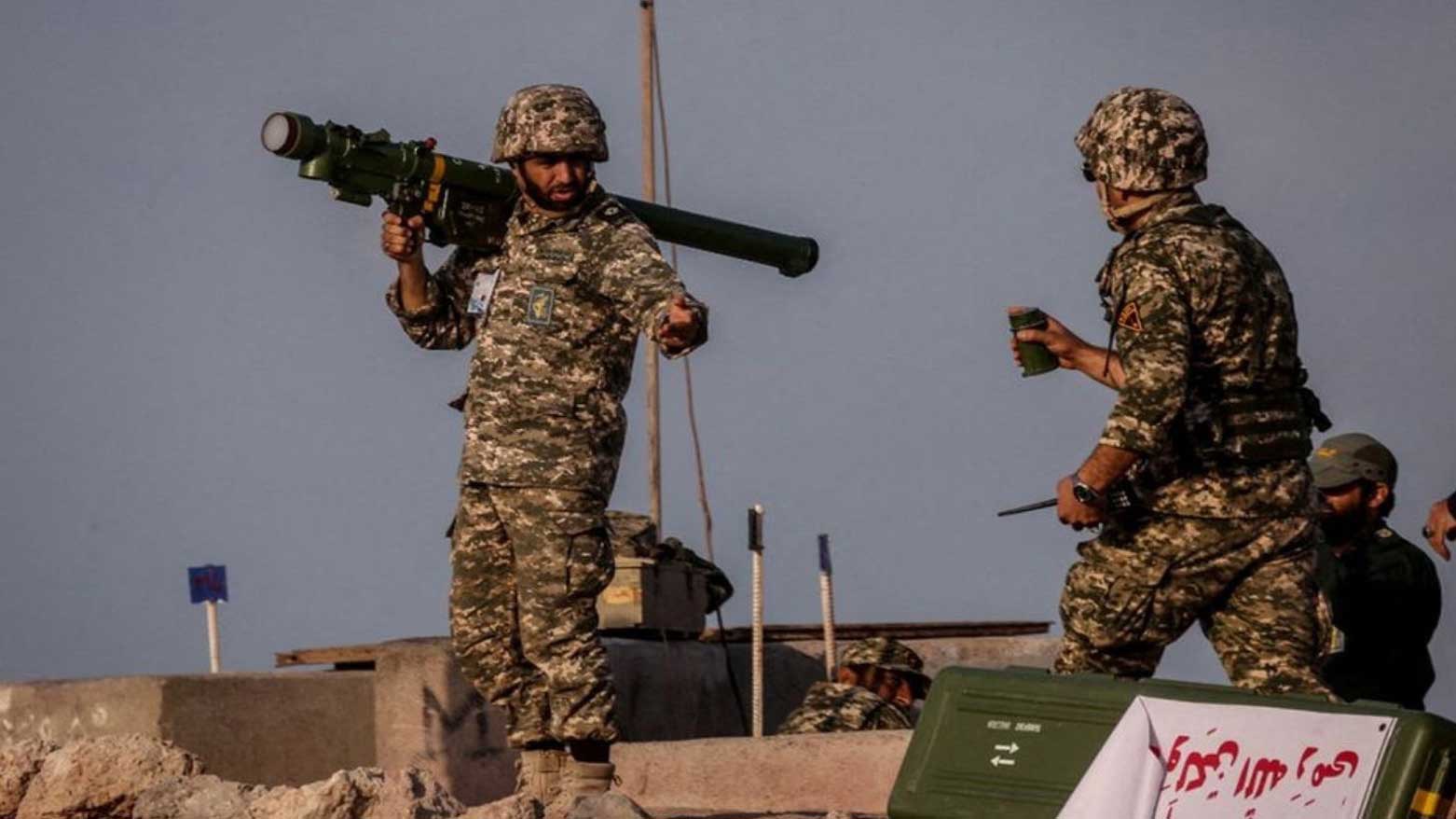 إيران تتوعد بالرد على الضربات الأميركية
