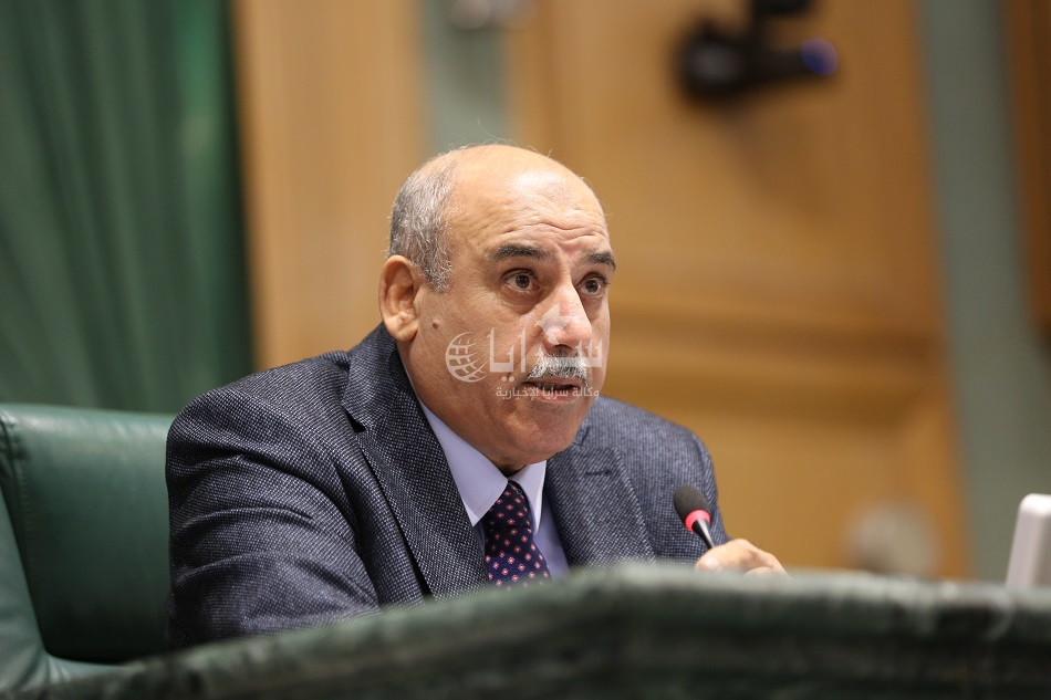 القاضي للعرموطي: لا تمدحوا انفسكم كثيرا