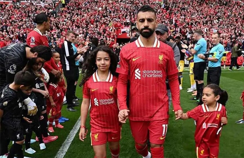 محمد صلاح يثير غضب جماهير ليفربول بسبب صورة