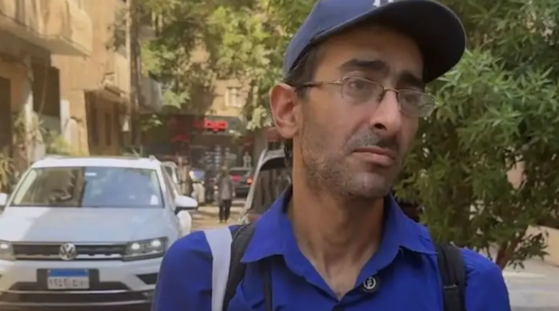 قصته هزت مصر ..  6 عروض عمل برواتب مغرية لـ"الصيدلي الدليفري"