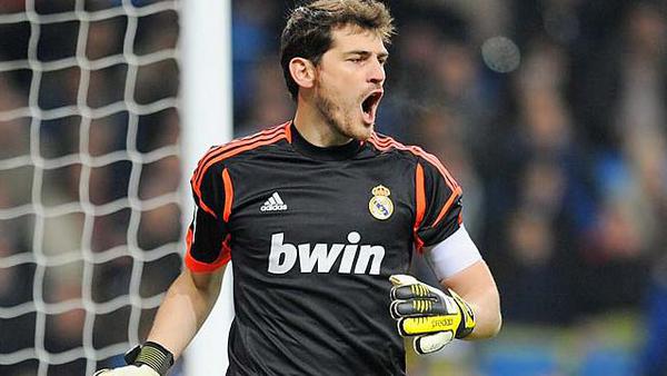 ايكر كاسياس يحلم بأول "ثلاثية" لريال مدريد