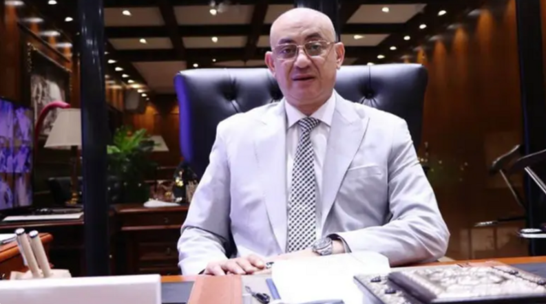 صدمة في مصر ..  وفاة المحامي الشهير عصام البطاوي داخل المحكمة