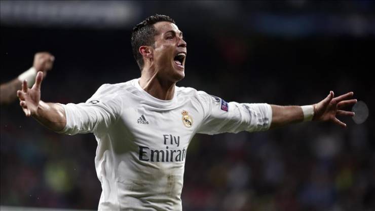 ريال مدريد يواصل تالقه ويتخطى غرناطة بخماسية نظيفة