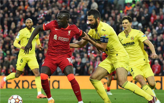 دوري أبطال أوروبا  ..  ليفربول يضع قدما في النهائي بإسقاط فياريال