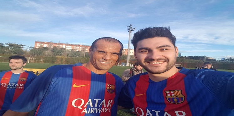 أسطورة البرازيل ريفالدو يعود إلى تمثيل برشلونة