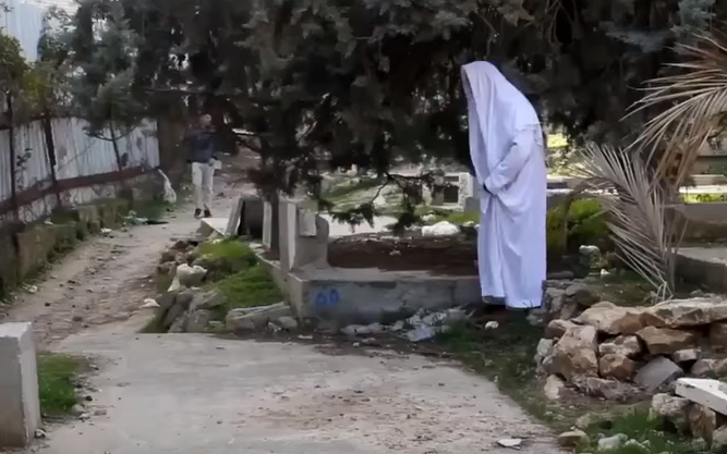 الكاميرا الخفية ومقلب المقبرة في مدينة الخليل