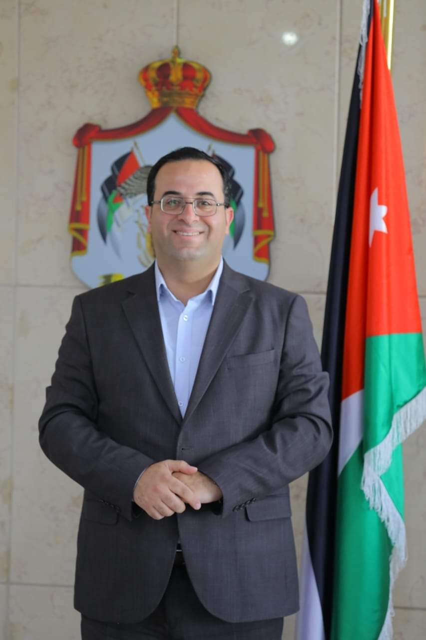 هل نجلس صامتين أمام شبح البطالة