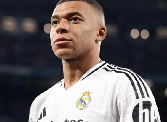 بيان من ريال مدريد حول اصابة نجمه كيليان مبابي