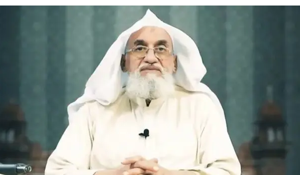 هكذا تلقت أسرة أيمن_الظواهري خبر مقتله ..  وتساؤلات حول مكان دفن جثمانه