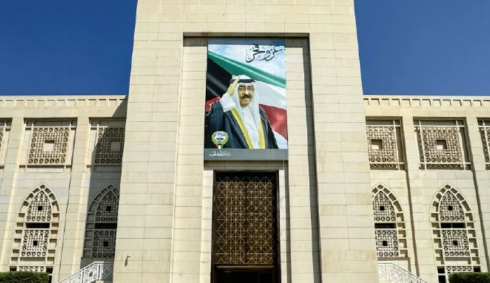 الكويت تدين بشدة الاعتداء السافر لمليشيا الحوثي ضد مطار الملك خالد