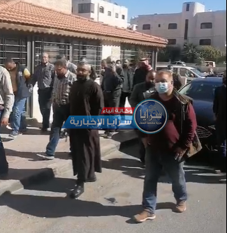 بالصور  ..  وقفة احتجاجية لمزارعي الأردن أمام وزارة العمل