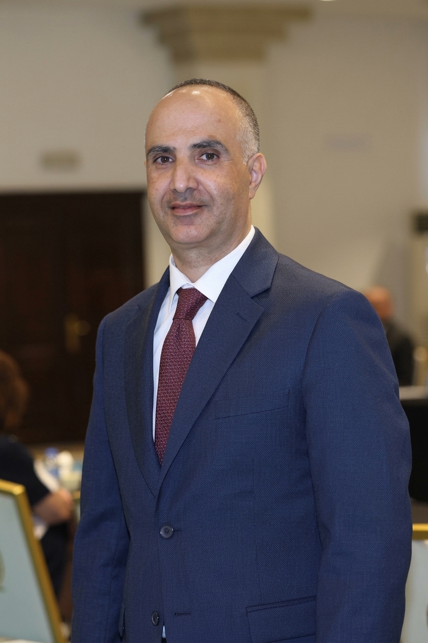 أول تعليق من النائب شادي فريج عقب تسليم الرياطي نفسه لتنفيذ الحكم