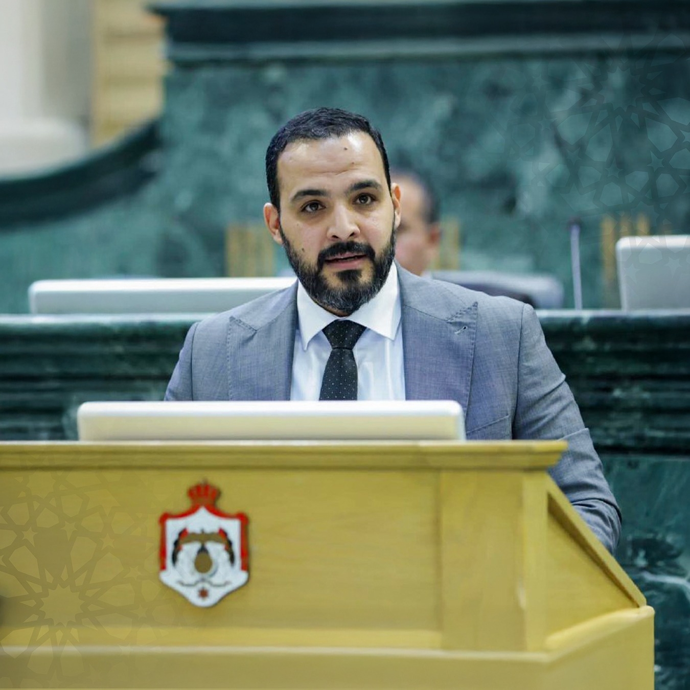 النائب الهروط يفجر ملف تمديد اتفاقية المطار : "شبهة دستورية وتجاوز لمجلس النواب"