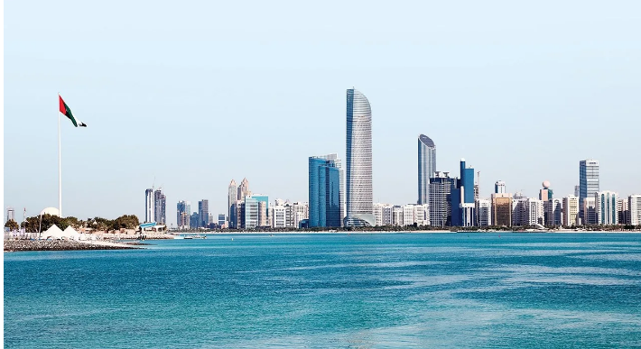 الإمارات تدرس إصدار رخص ذهبية للأعمال صلاحيتها 10 سنوات