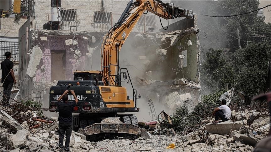 جيش الاحتلال يهدم 3 منازل فلسطينية شرقي الضفة