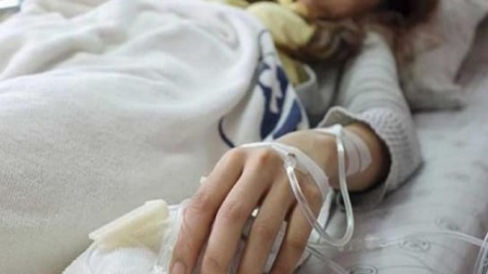 فتاة تنجو من الموت بعد توقف قلبها لمدة 3 أيام