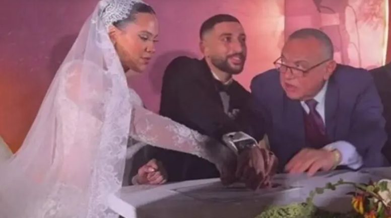 حنان ترك غابت عن حفل زفاف ابنها ..  وهنأته بـ"ستوري"