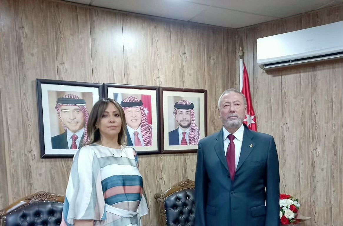 ماذا كتبت الناشطه رانيا حدادين عن لقائها بالسفير الاردني وتجوالها في بغداد