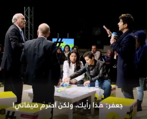 بالفيديو  ..  النائب السابق محمود الخرابشة ينفعل و ينسحب من برنامج على الهواء بسبب فتاة تدعي التحرش 
