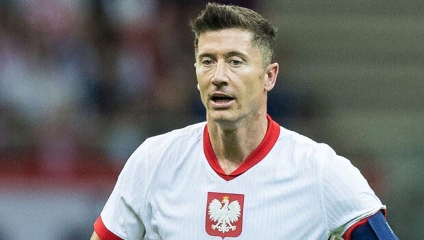 ليفاندوفسكي يرفض الانضمام لمنتخب بولندا