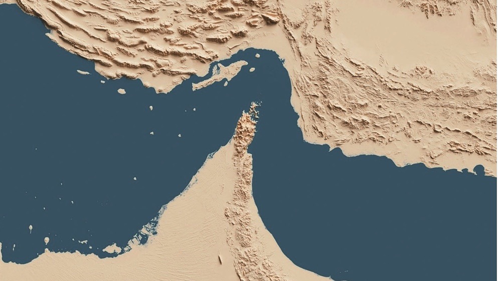 الجيش الأمريكي: مضيق هرمز مفتوح أمام حركة الملاحة الدولية