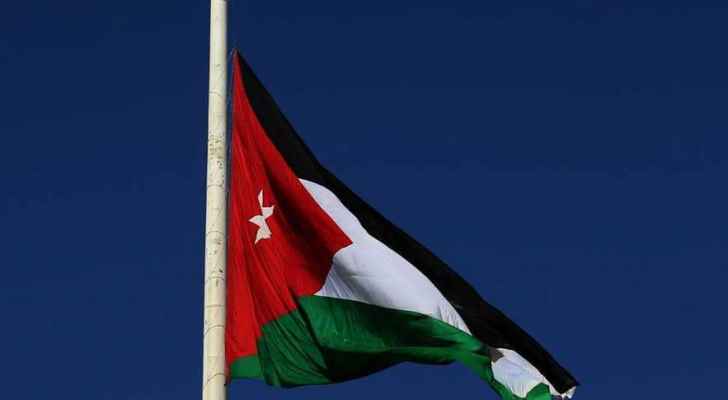  الديوان الملكي يعلن عن تنكيس علم السارية لمدة ثلاثة أيام حدادا على ضحايا حادثة البحر الميت
