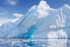 بعد الزلازل المدمرة ..  كارثة جديدة قادمة من القطب الجنوبي تهدد العالم