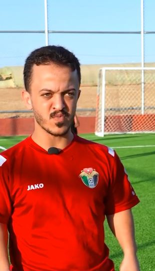 "بحس حالي ميسي قصار القامة لما أكون بالملعب" ..  لاعب منتخب قصار القامة إسماعيل النجار يروي قصته مع كرة القدم - فيديو