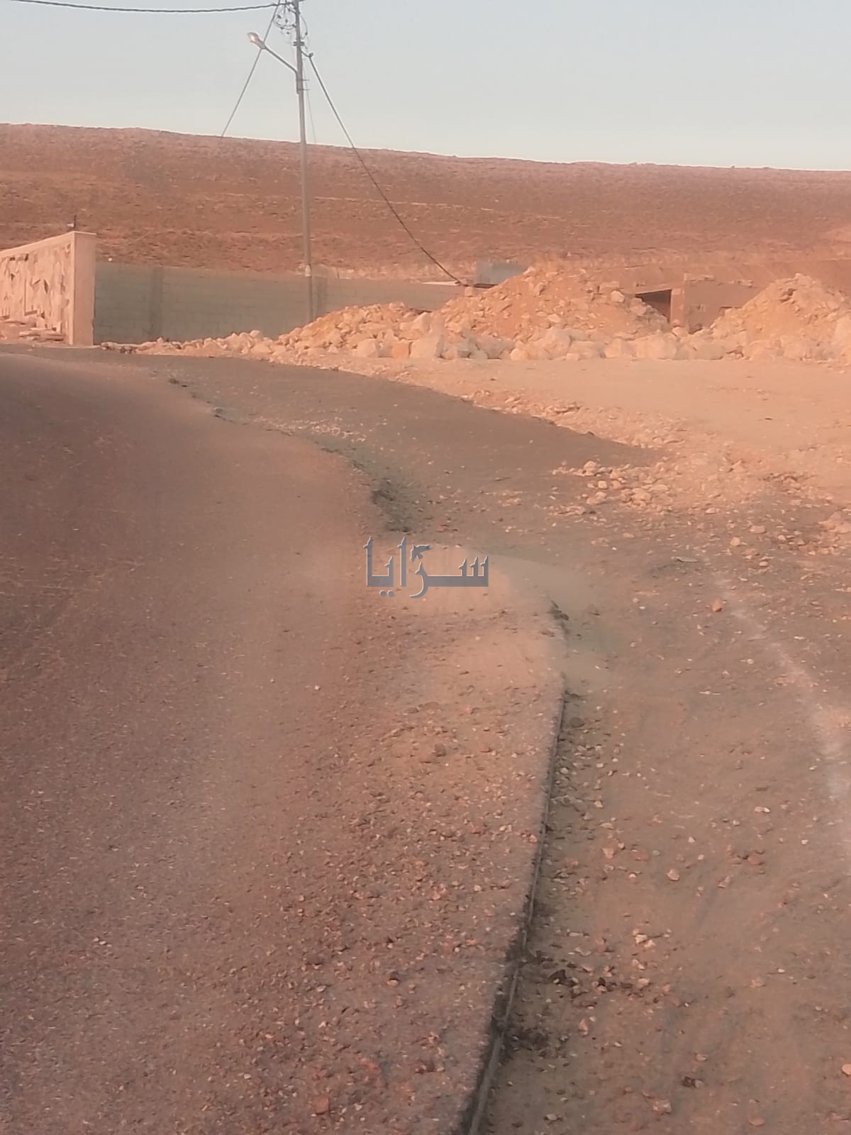 مطالبات مجتمعية لوزارتي الأشغال والمياه بإعادة تأهيل شاملة لطريق أيل- طيبة البترا لإنهاء مسلسل الترقيعات 