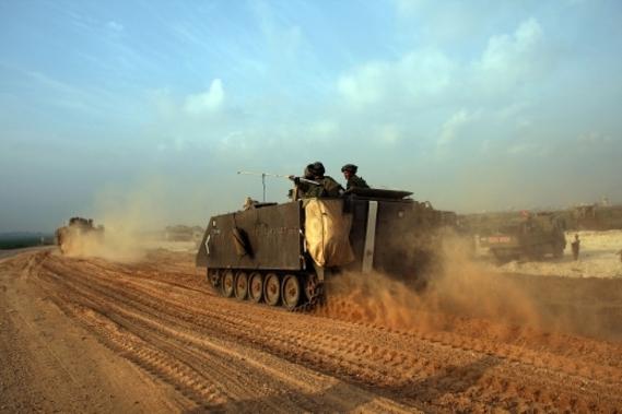 يديعوت : الجيش الإسرائيلي يشارك بالحملة العسكرية في سيناء