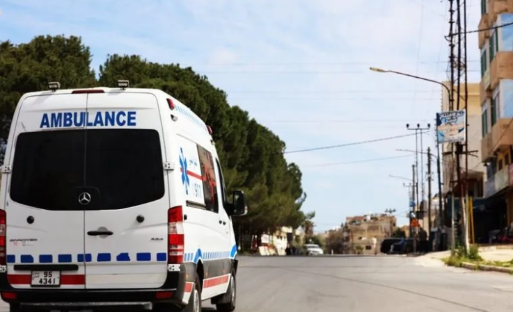 جريمة طعن مروعة في دير أبي سعيد ..  شاب في حالة حرجة والأمن يفتح تحقيقاً