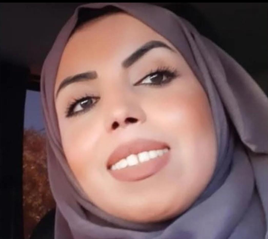  محمود الطيب وعائلته يهنئون الأخت مها الفايز بمناسبة الشفاء