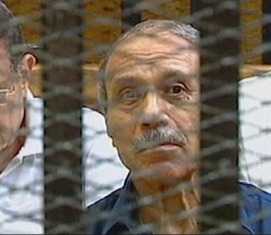  هروب وزير داخلية "مبارك" حبيب العادلي قبل تنفيذ حكم السجن (7) سنوات بحقه 
