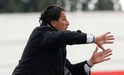 أبو زمع يعود إلى المنتخب الوطني
