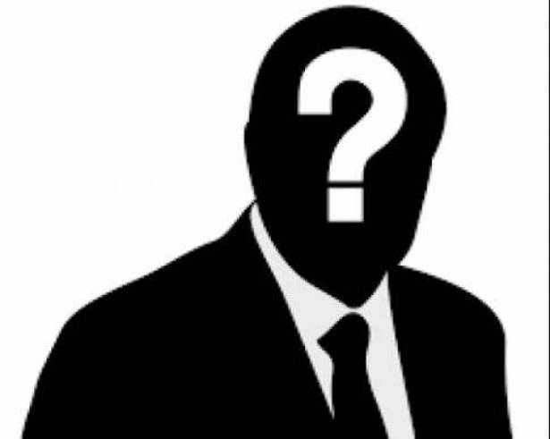 ممثّل يعرض ممتلكاته للبيع ..  وشركة إدارة أمواله تفضحه!