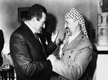 "السلطة" ترد على تسريبات مبارك حول عرفات