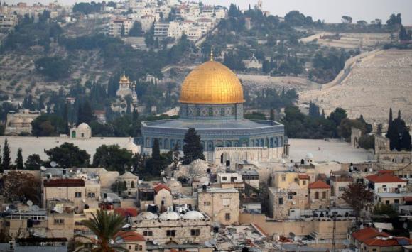 الاحتلال يفتتح شارعا عنصريا بالقدس